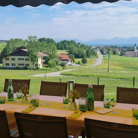 Landgasthof Entenwirt 여관 Tarsdorf