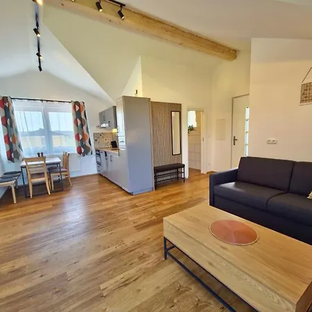 Landgasthof Entenwirt イン Tarsdorf