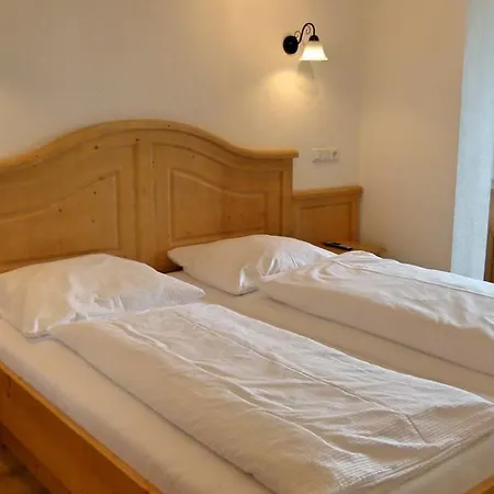 بيت ريفي Landgasthof Entenwirt Tarsdorf