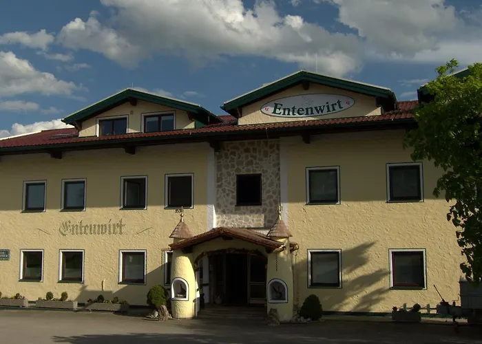 Fogadó Landgasthof Entenwirt Tarsdorf