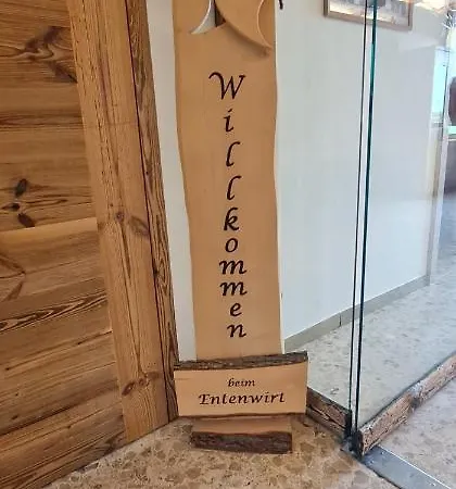 Landgasthof Entenwirt 여관 Tarsdorf